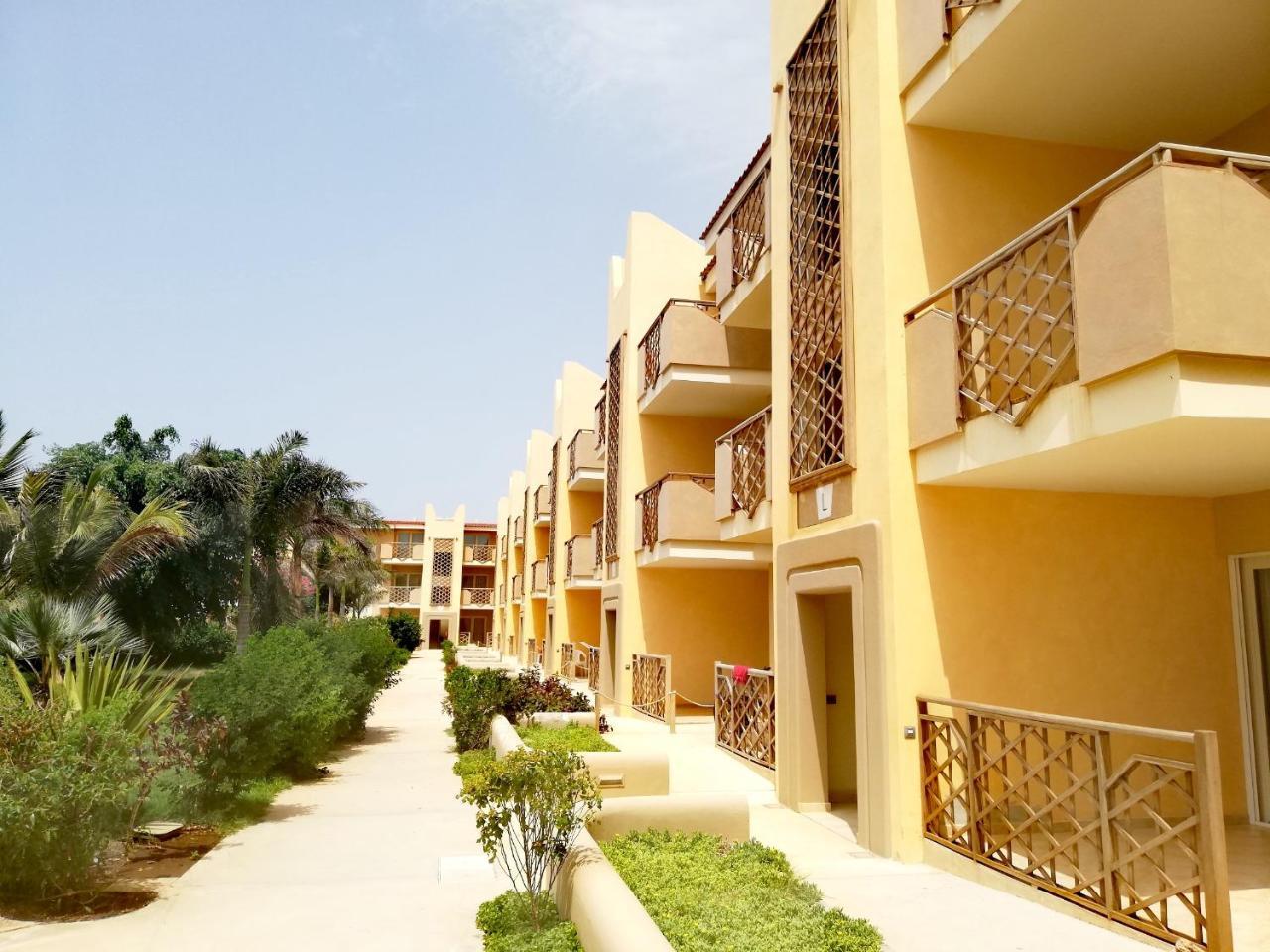 Apartment | In Tropical Resort | Pool | Close To Beach Санта-Марія Екстер'єр фото